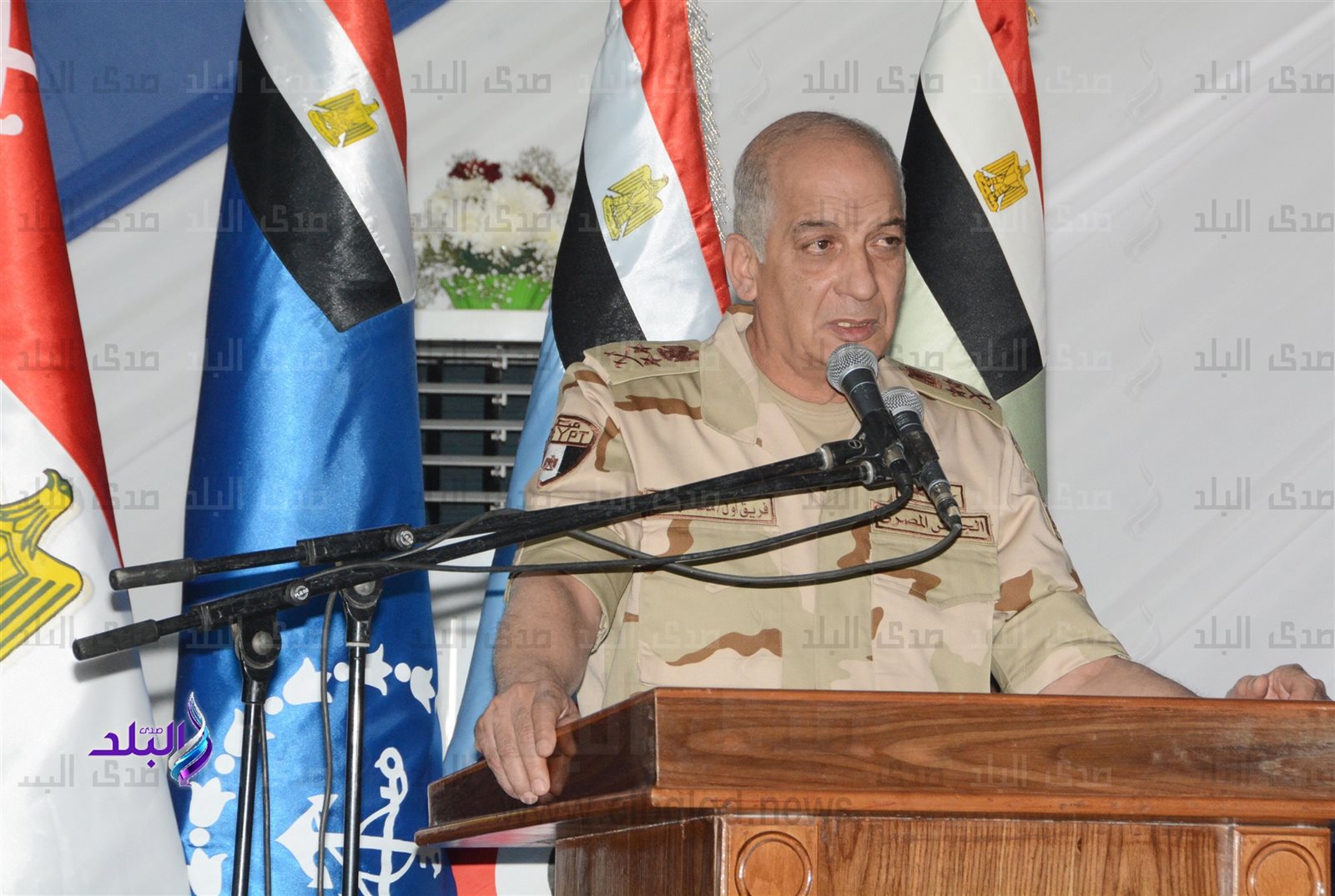 وزير الدفاع  وزير الدفاع