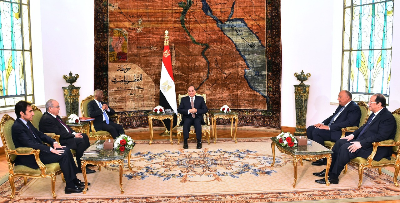 الرئيس عبد الفتاح السيسي الرئيس عبد الفتاح السيسي