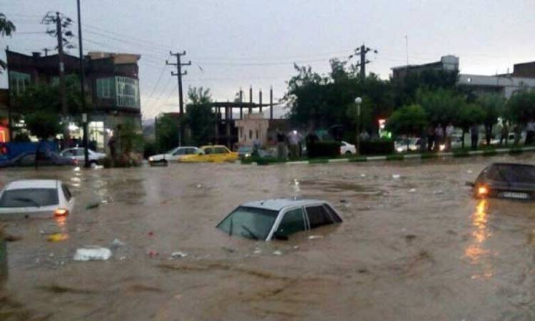سيول جارفة في أصفهان الإيرانية