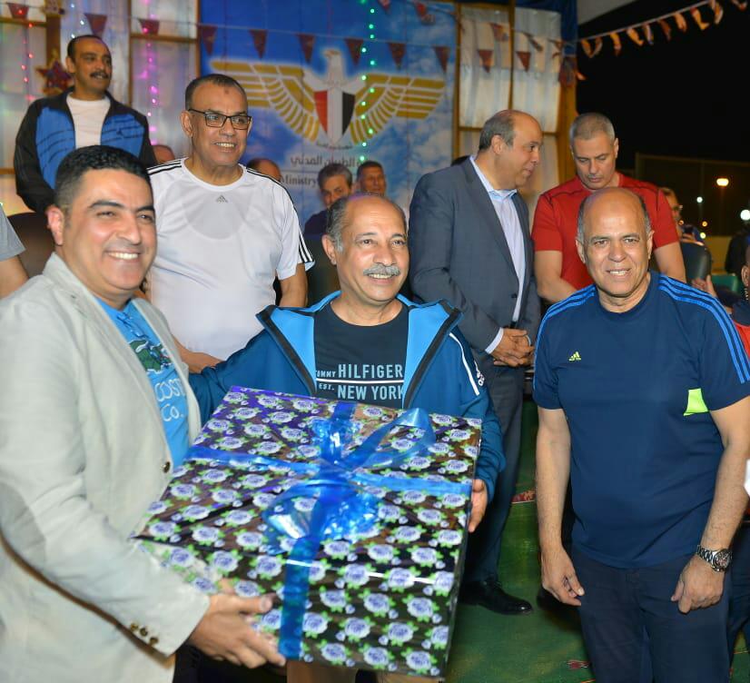 الفريق يونس المصري - وزير الطيران