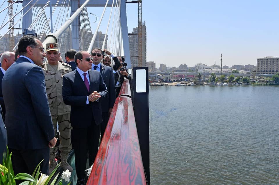 الرئيس عبدالفتاح السيسي خلال افتتاح محور روض الفرج