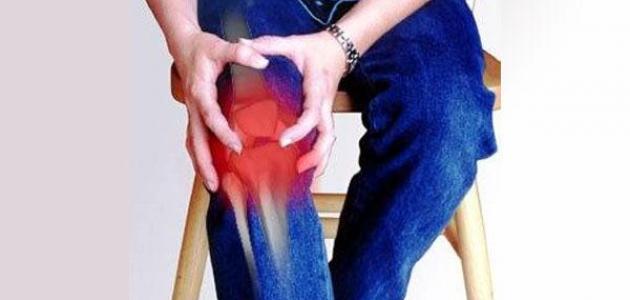  الألم الشديد للمفصل أحد أعراض الحمى الروماتيزمية