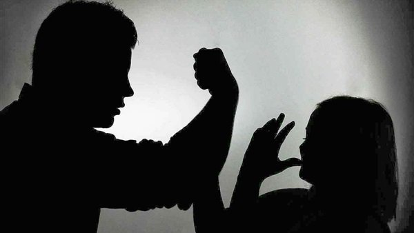 زوج يقتل زوجته