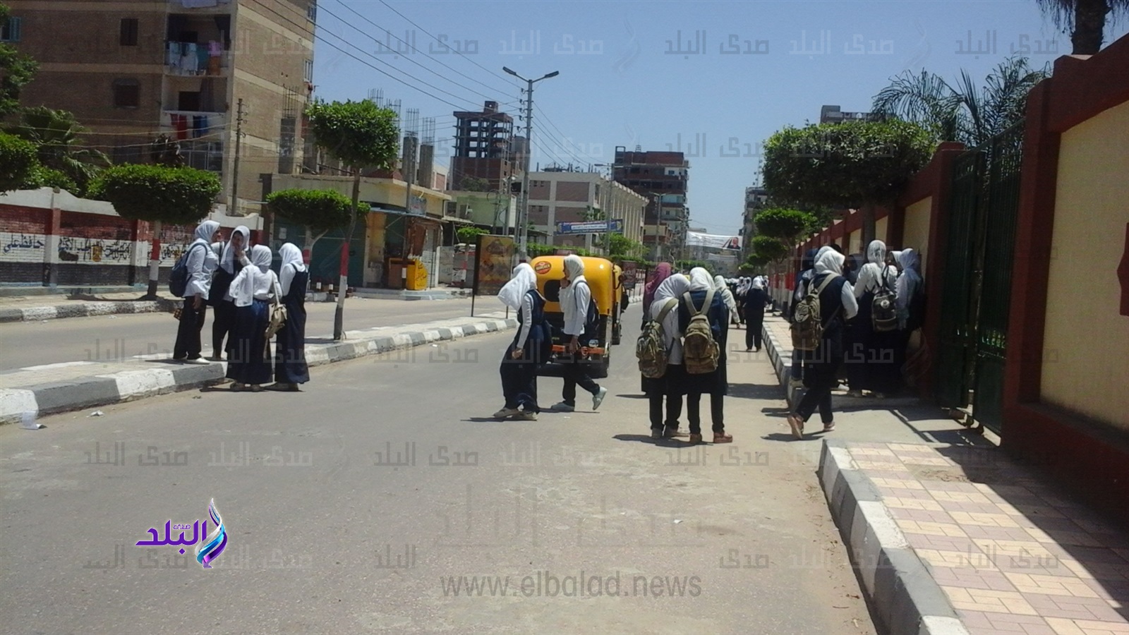 طلاب أولى ثانوى بالبحيرة يشيدون بسهولة امتحان البوكلت