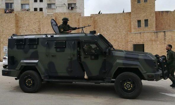  إسرائيل تدخل آليات مصفحة للسلطة الفلسطينية