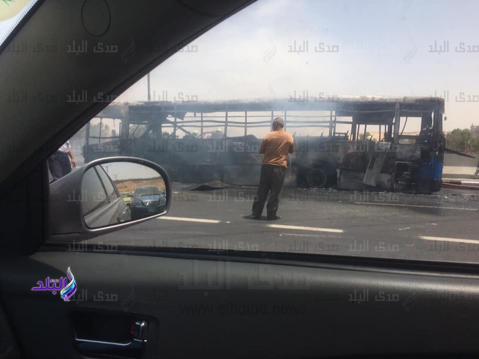 تفحم اتوبيس نقل عام على محور المشير طنطاوي تفحم اتوبيس نقل عام على محور المشير طنطاوي
