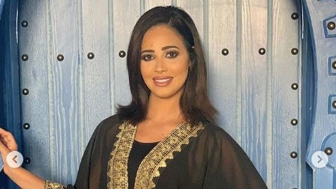 رنا سماحة تبهر متابعيها بعباءة سمراء على الإنستجرام رنا سماحة تبهر متابعيها بعباءة سمراء على الإنستجرام