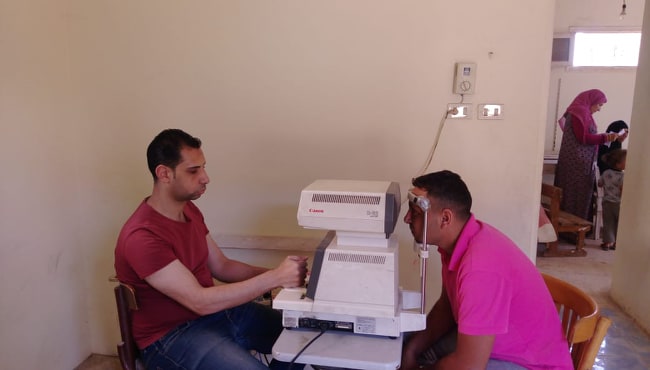 مستقبل وطن ينظم قافلة طبية للعيون بقرية أبو منيسي بكفر الشيخ