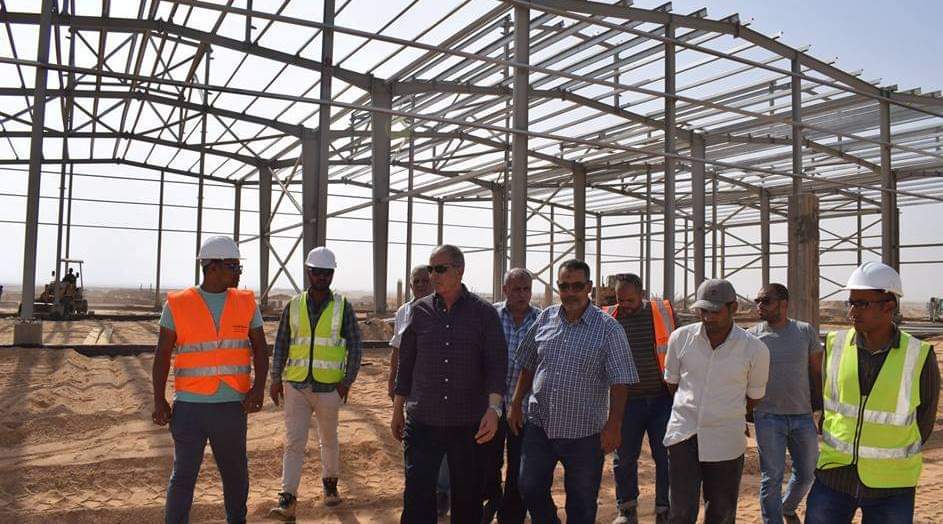 محافظ البحر الاحمر يتابع إنشاء مدينة صناعية 