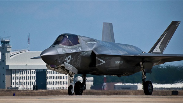 بولندا تعتزم شراء 32 طائرة مقاتلة من طراز إف-35 ايه