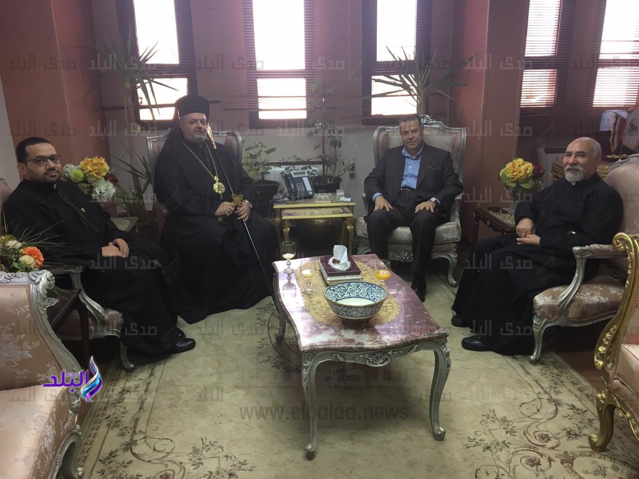 مطران الكاثوليك يهنئ محافظ بنى سويف بعيد الفطر المبارك