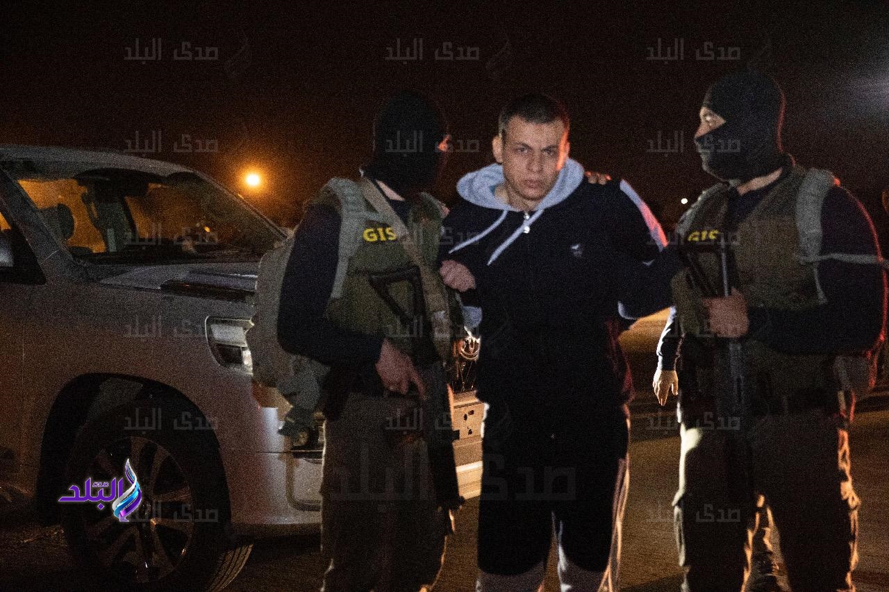 لحظة القبض على الإرهابي شديد الخطورة بهاء على عبد المعطى