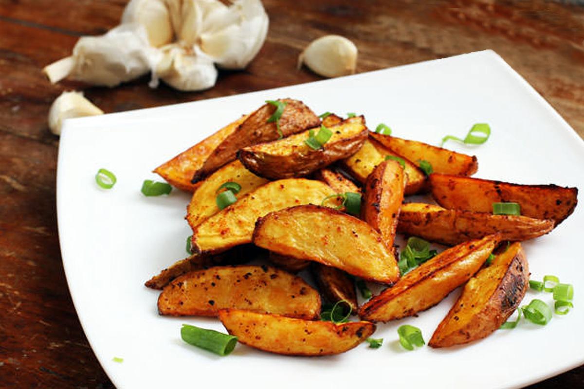 طريقة عمل بطاطس ودجز طريقة عمل بطاطس ودجز