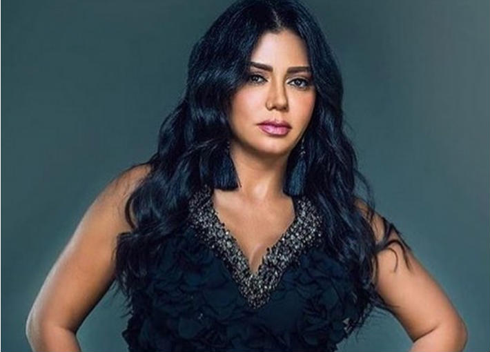الفنانة رانيا يوسف