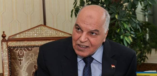 خلف الزناتي نقيب المعلمين