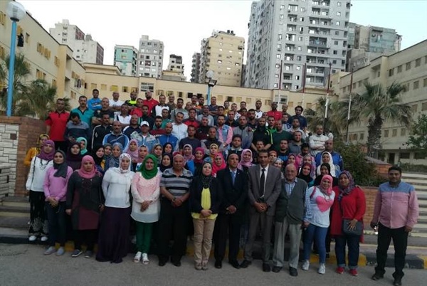 100 معلم ومعلمة أزهرية يشاركون في دورة تحكيم ألعاب القوى 100 معلم ومعلمة أزهرية يشاركون في دورة تحكيم ألعاب القوى