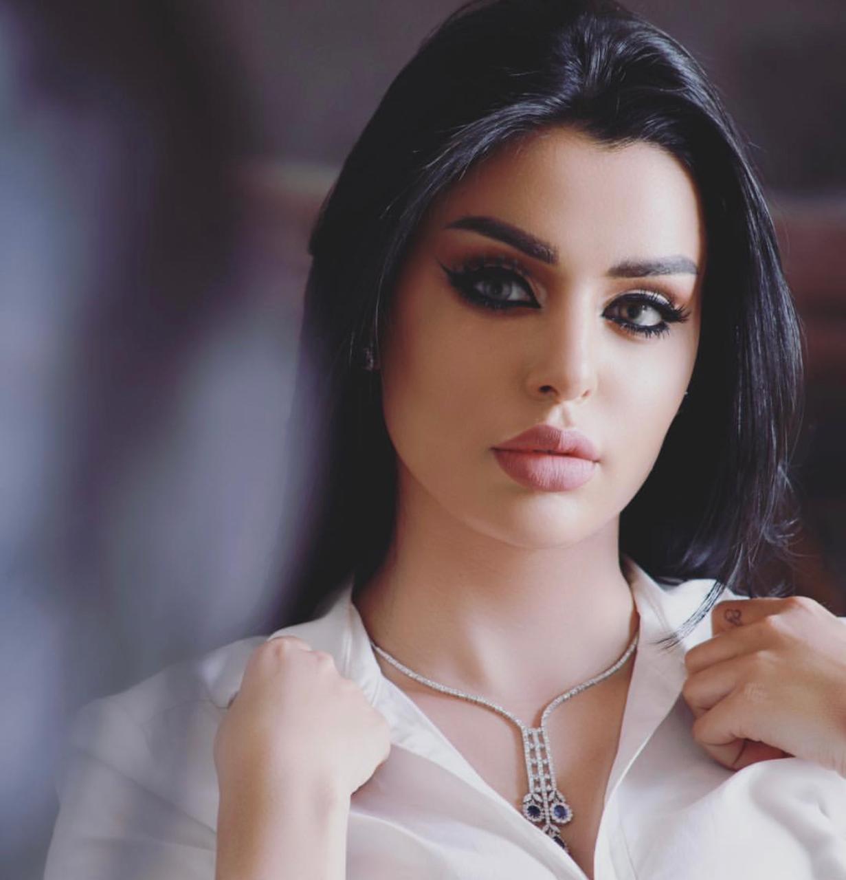 هاجر العساف تستعد لتصوير برنامج هاجر والجمال