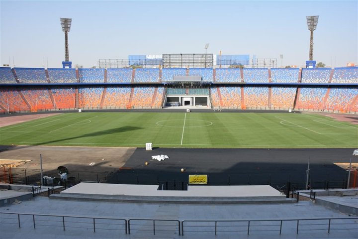 استاد القاهرة 