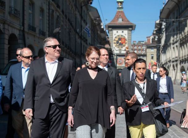 بومبيو في سويسرا 