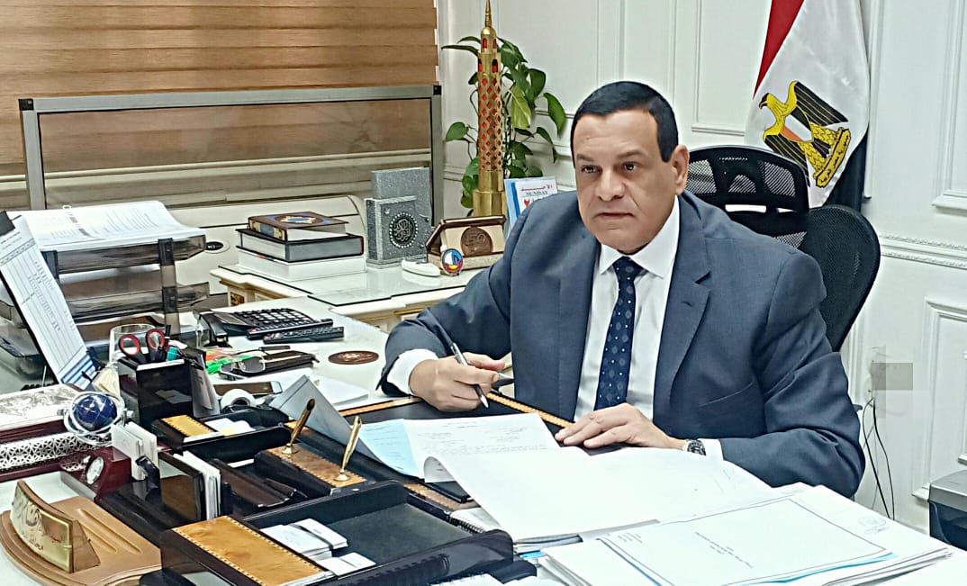 محافظ البحيرة