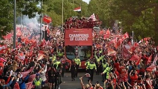 علم مصر في ليفربول
