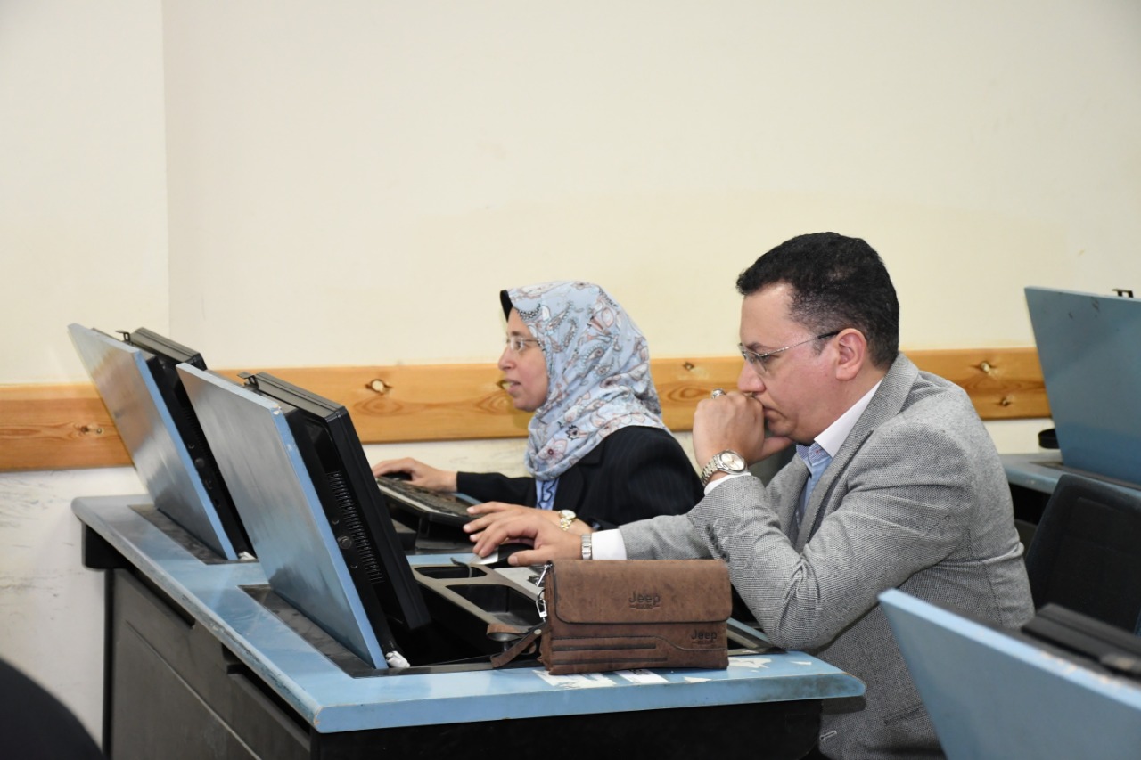 جانب من عمليات التقيييم 