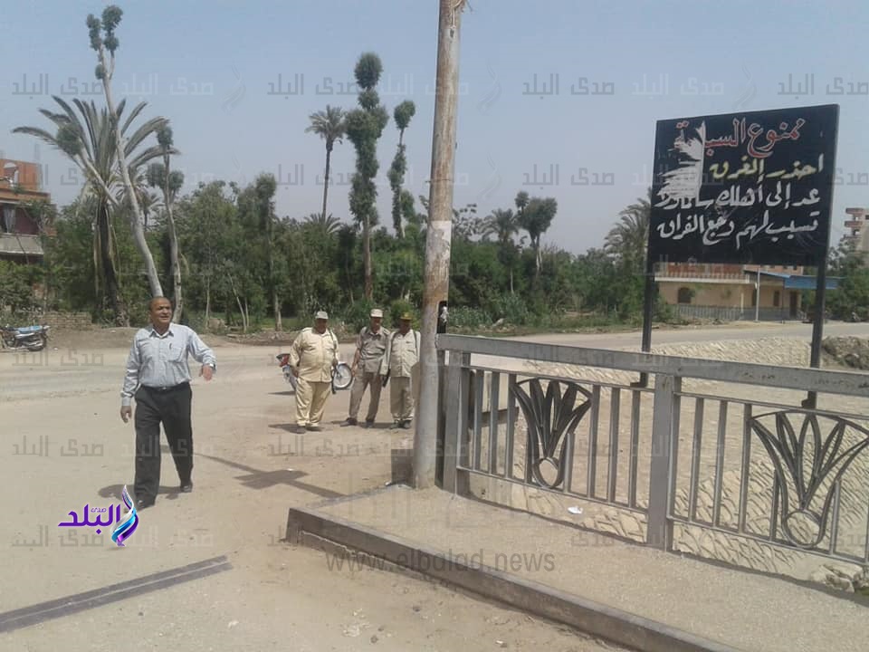 لافتات تحذيرية لتفادي غرق الشباب في نهر النيل 