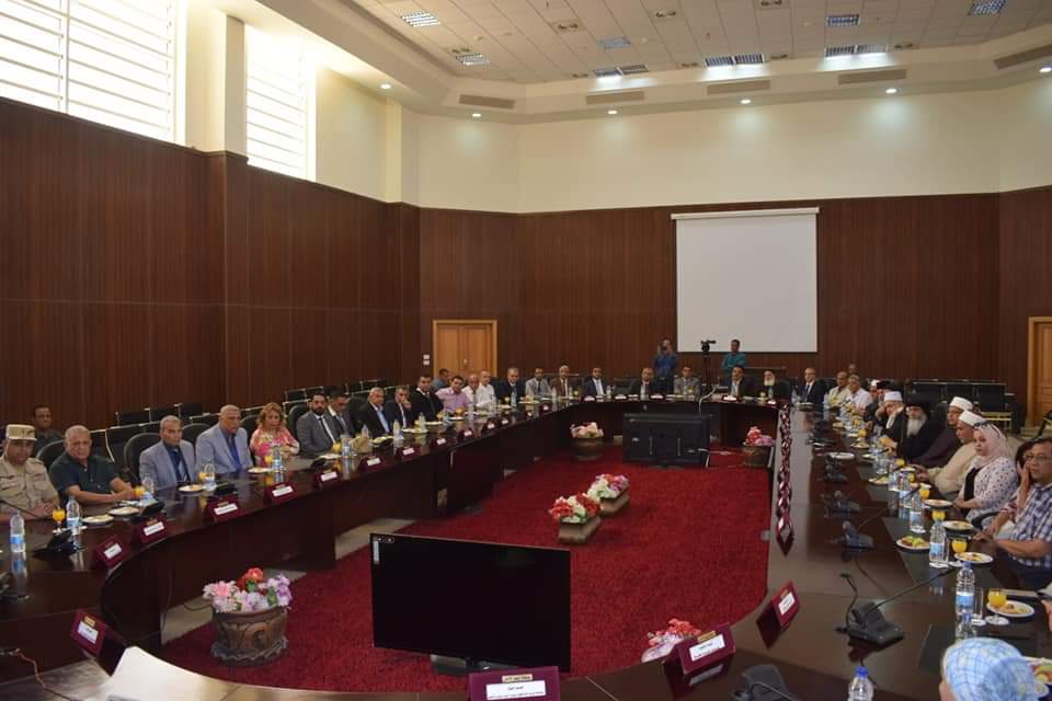 محافظ البحر الأحمر يستقبل المهنئين بعيد الفطر المبارك محافظ البحر الأحمر يستقبل المهنئين بعيد الفطر المبارك