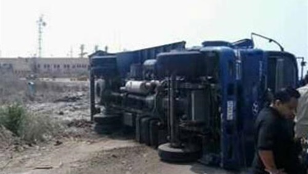 حادث إنقلاب سيارة 