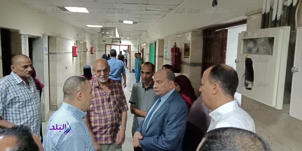 رئيس جامعة بنى سويف يتفقد المستشفى الجامعى ثاني أيام العيد رئيس جامعة بنى سويف يتفقد المستشفى الجامعى ثاني أيام العيد