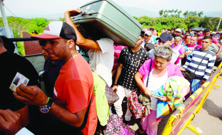 4 ملايين فنزويلي فروا إلى الخارج  4 ملايين فنزويلي فروا إلى الخارج 