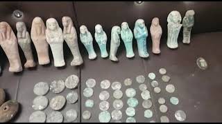 الآثار المضبوطة بحوزه عاطل أسيوط