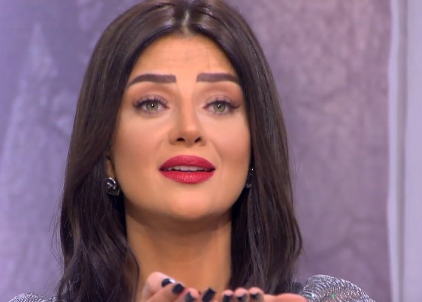 الإعلامية _ رضوى الشربيني الإعلامية _ رضوى الشربيني