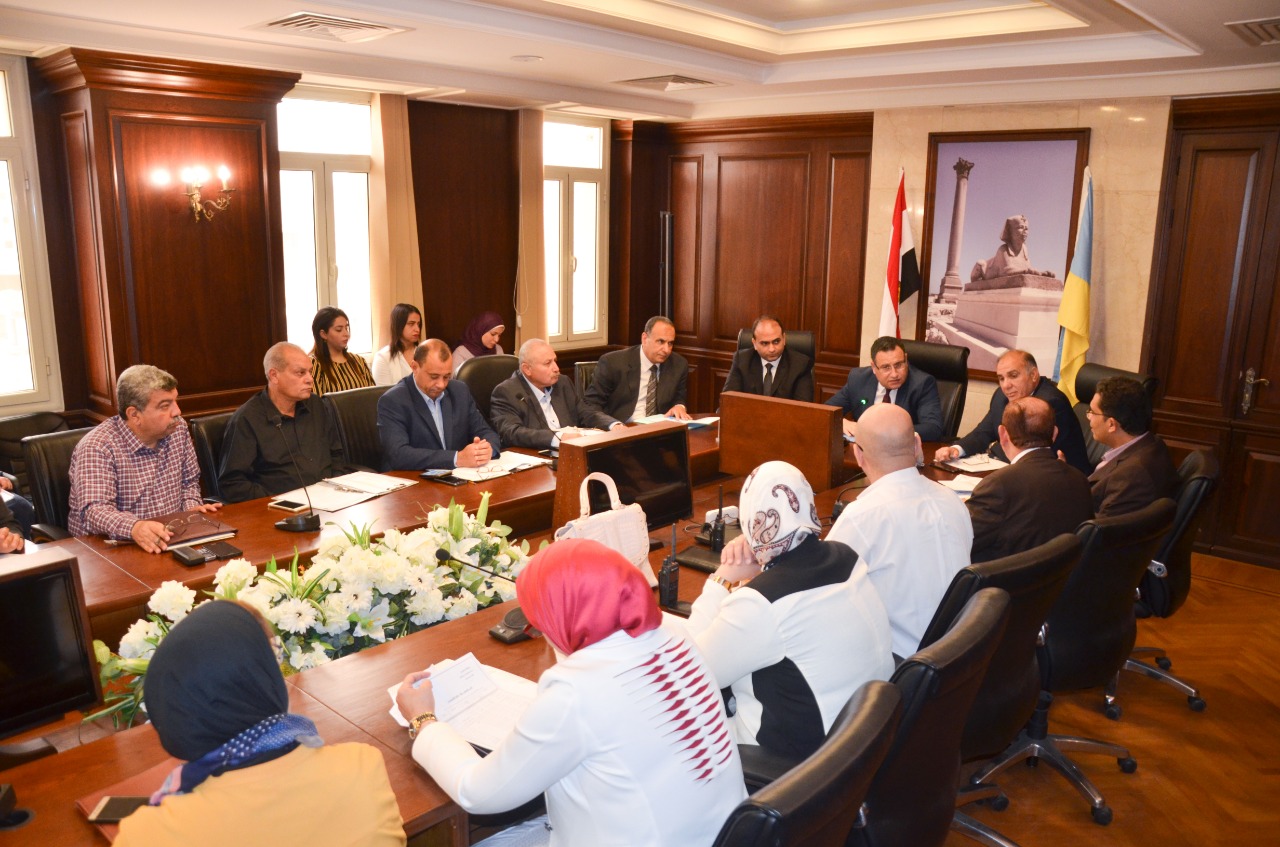 محافظ الإسكندرية يتابع مشروعات الصرف الصحي محافظ الإسكندرية يتابع مشروعات الصرف الصحي