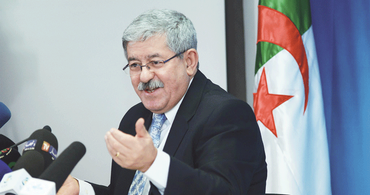 رئيس وزراء الجزائر السابق أحمد أويحيى رئيس وزراء الجزائر السابق أحمد أويحيى