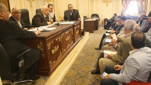 لجنة الإقتراحات والشكاوى