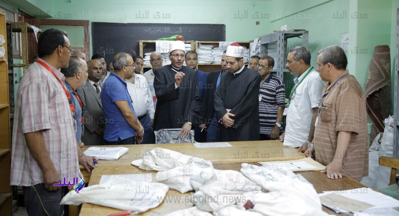 وكيل الأزهر يتفقد كنترول الشهادة الثانوية وكيل الأزهر يتفقد كنترول الشهادة الثانوية