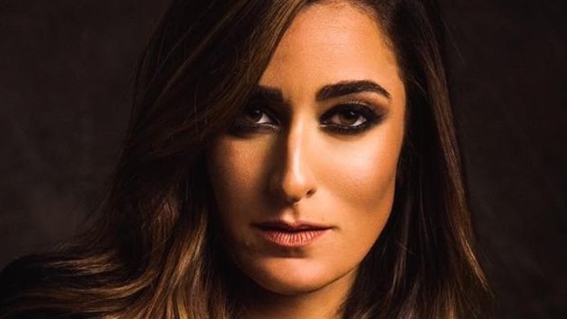 أسود X أسود.. أمينة خليل تخضع لجلسة تصوير غامضة