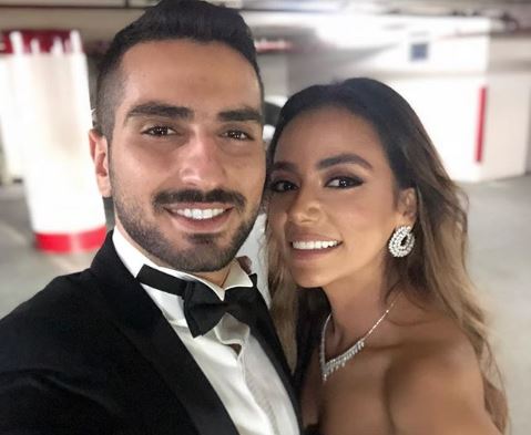 أبرز إطلالات سارة الطباخ خطيبة محمد الشرنوبي