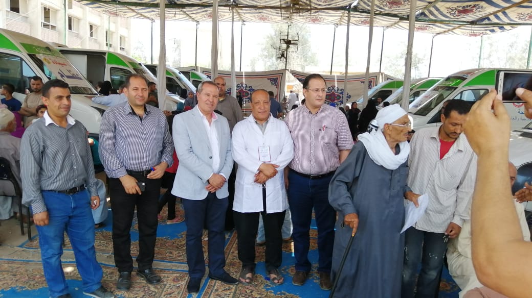 فحص 2437 شخص في قافلة طبية مجانية بنبروه