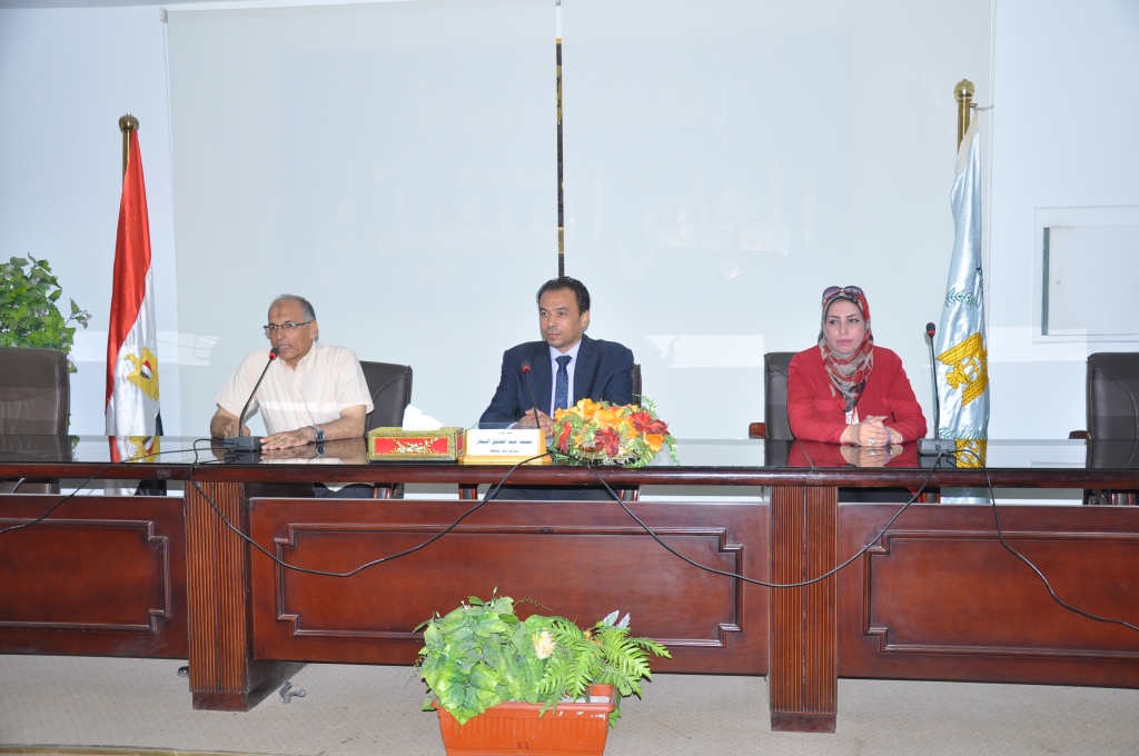 دورة تدريبية تنظمها وحدة اللامركزية بمحافظة أسيوط دورة تدريبية تنظمها وحدة اللامركزية بمحافظة أسيوط