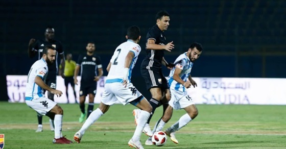 من لقاء بيراميدز والجونة