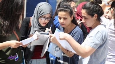 نقل 4 طالبات للمستشفي 