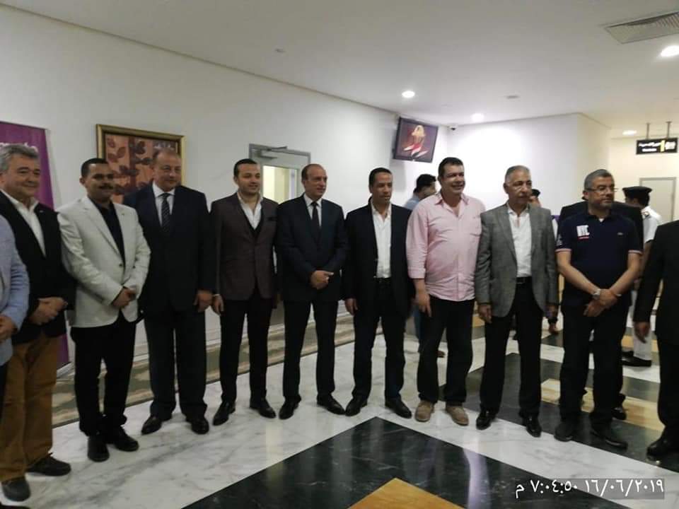 وفد برلماني يتفقد مطار برج العرب وفد برلماني يتفقد مطار برج العرب