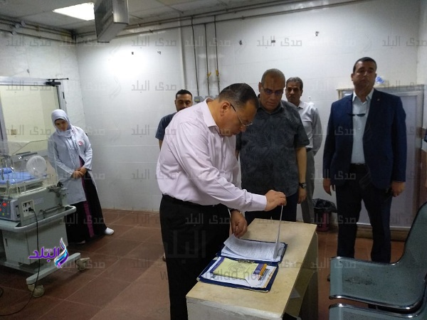 اقالة مدير مستشفي ابو حماد المركزى 