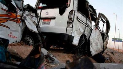 إصابة 10 عمال في انقلاب سيارة بالمنوفية إصابة 10 عمال في انقلاب سيارة بالمنوفية