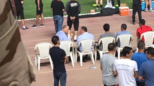 محمود الخطيب وابو ريدة فى تدريب منتخب مصر