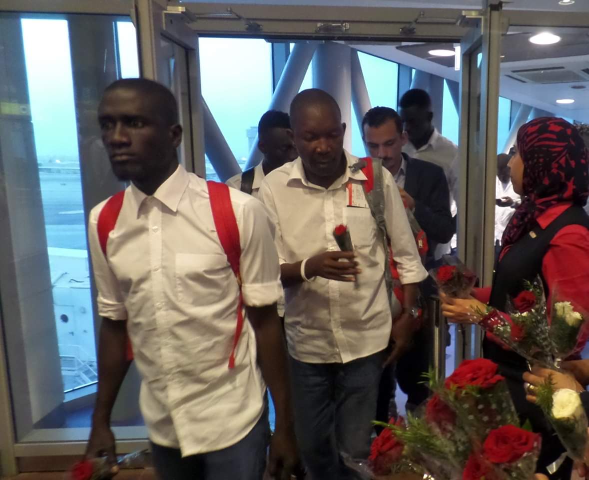 منتخب غينيا بيساو في مطار القاهرة 