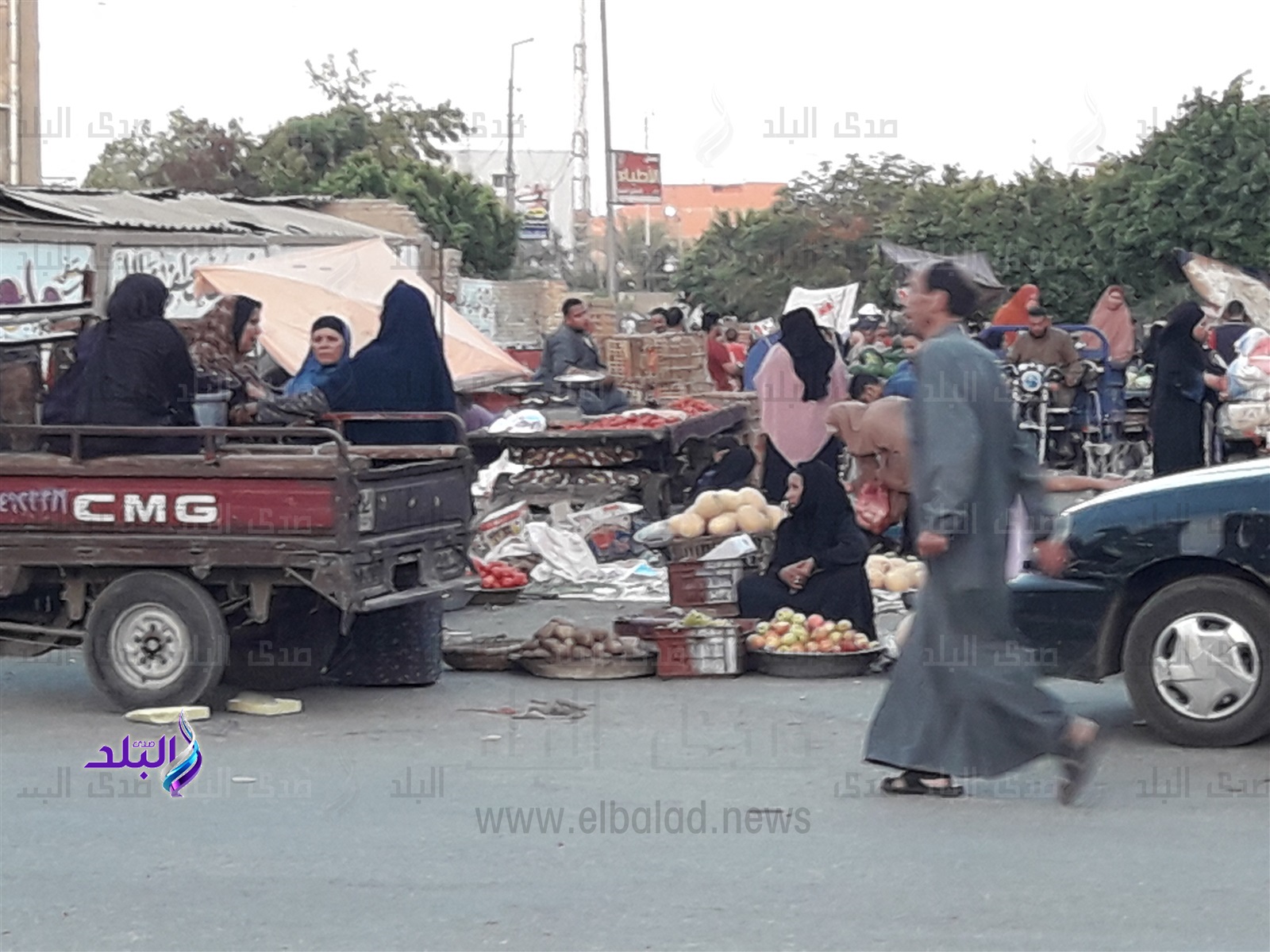 سوق الثلاثاء بكورنيش باغوص بالفيوم صداع فى رأس الأهالى