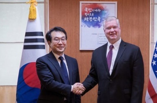 المبعوث النووي الأمريكي يزور سول 